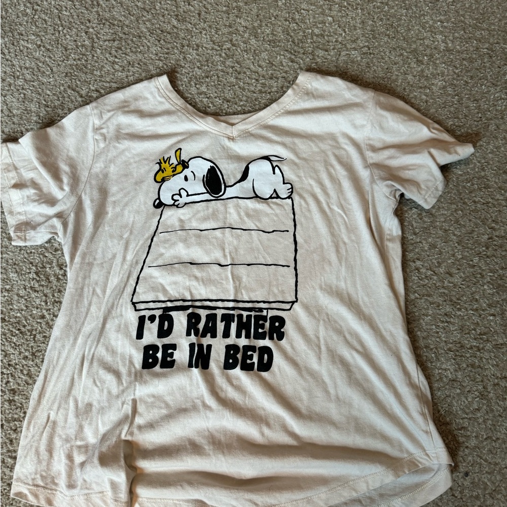 Peanuts Snoopy V-neck Tan shirt